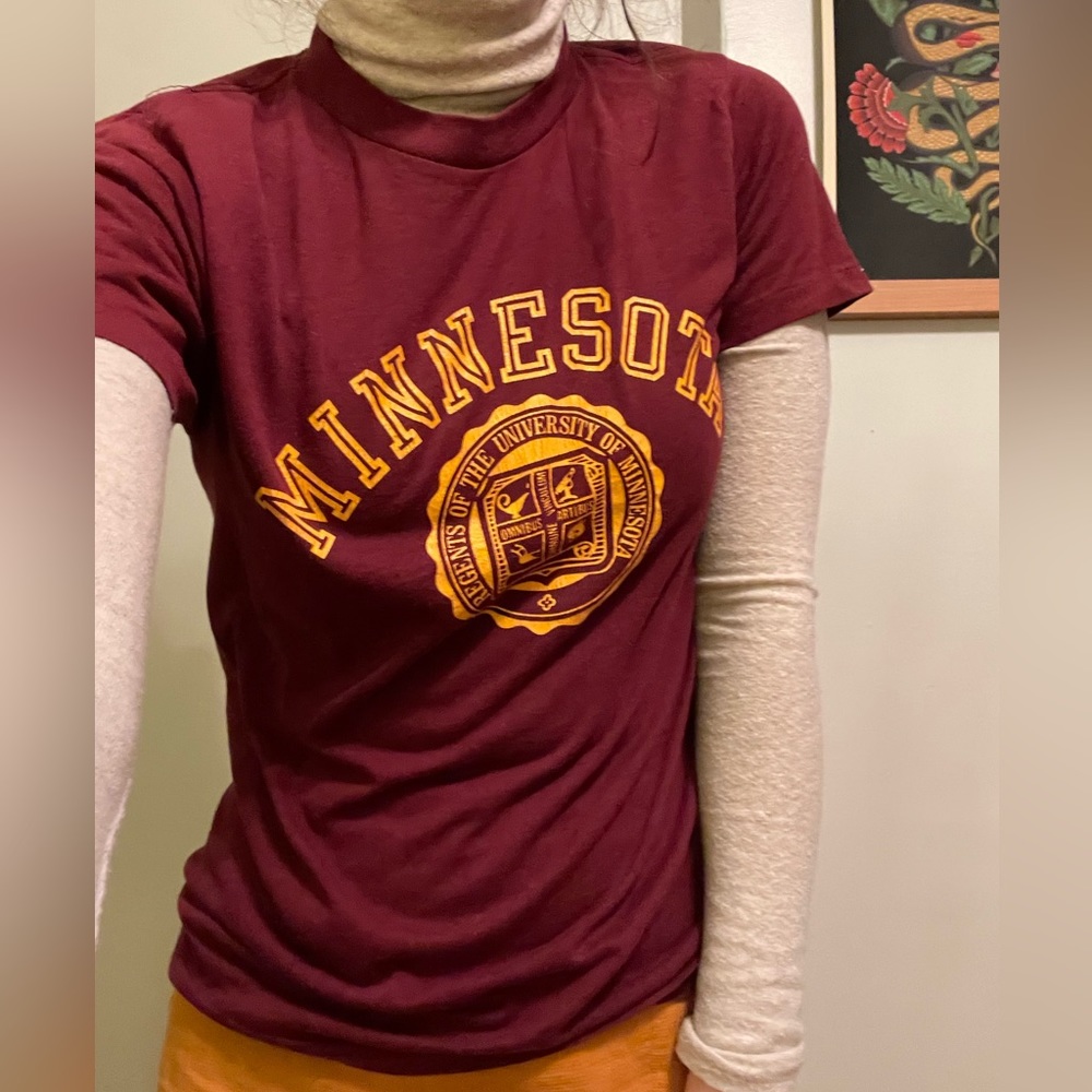 University of Minnesota Golden Gophers tee